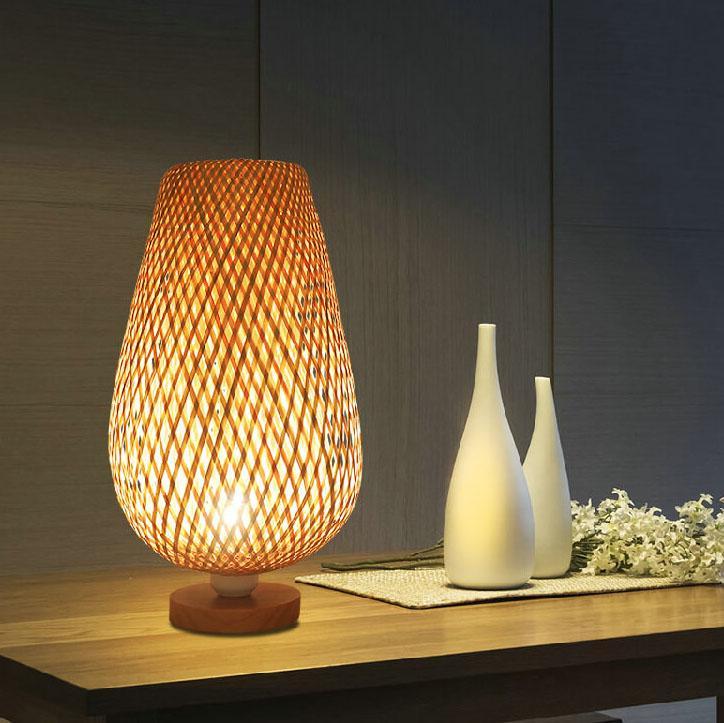 Bamboo Weaving Oval Table Lamp