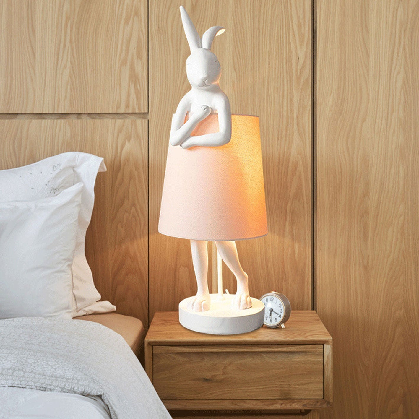 Apron Rabbit Resin Table Lamp