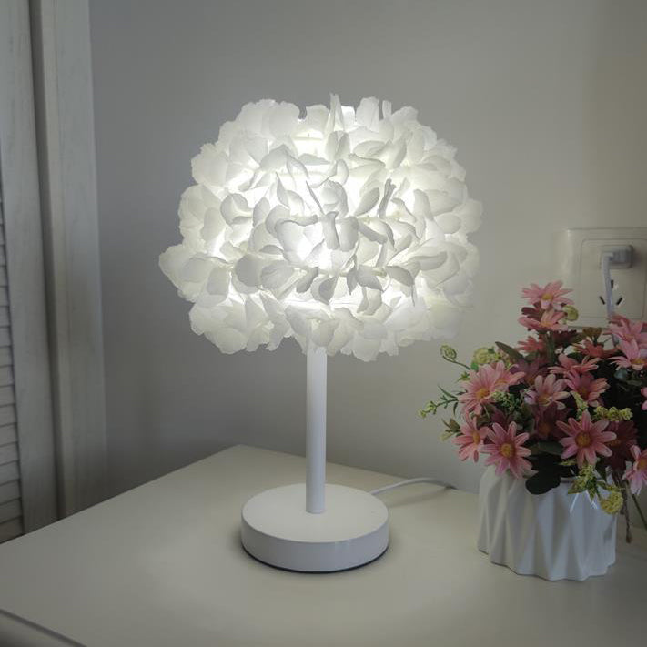 Fabric Flower Ball Table Lamp
