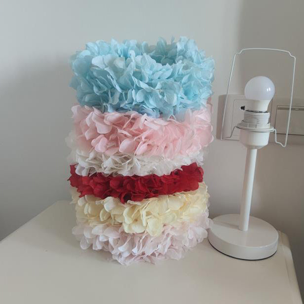 Fabric Flower Ball Table Lamp