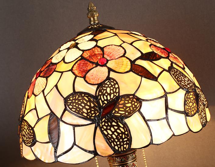 Shell Pattern 2-Light Table Lamp