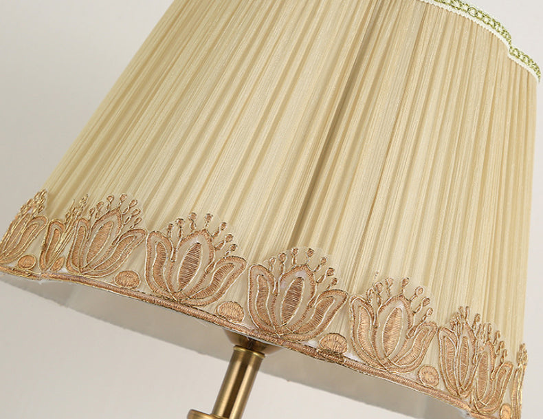 Fabric Lampshade Crystal Decorative Table Lamp