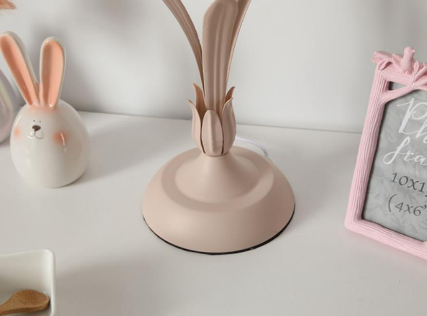 Flower Design Table Lamp