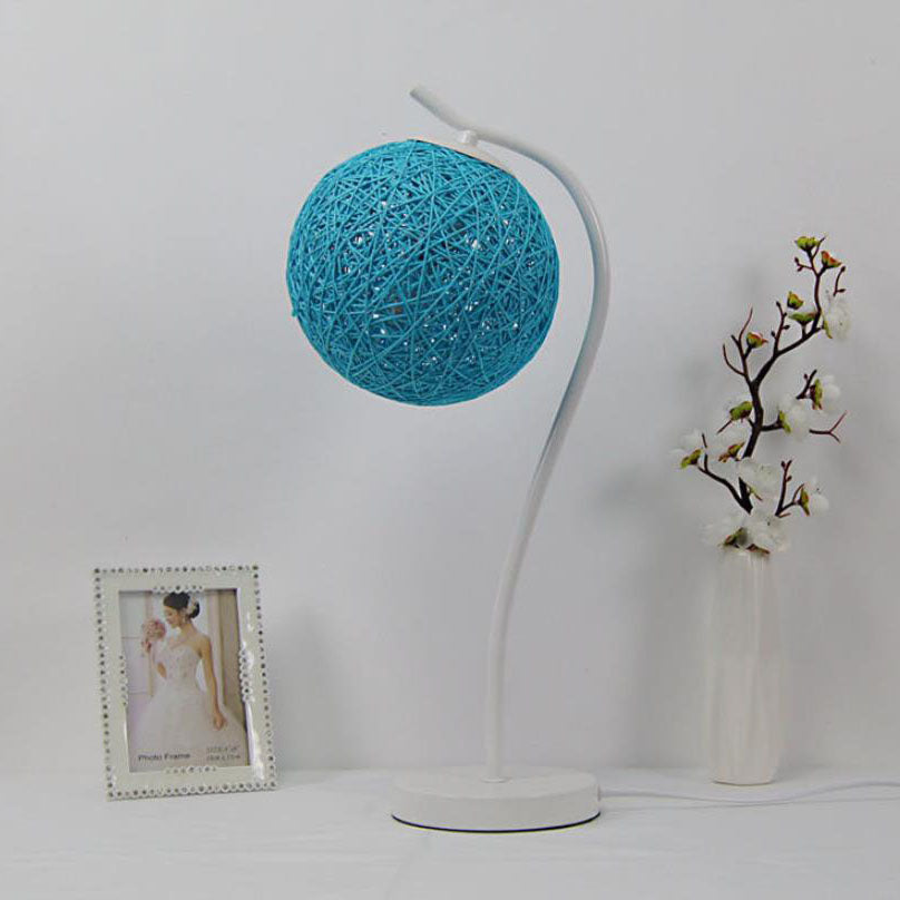 Style Twine Rattan Ball Table Lamp
