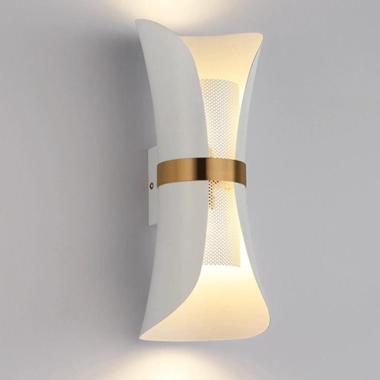 Column Hardware 2-Light Wall Lamp