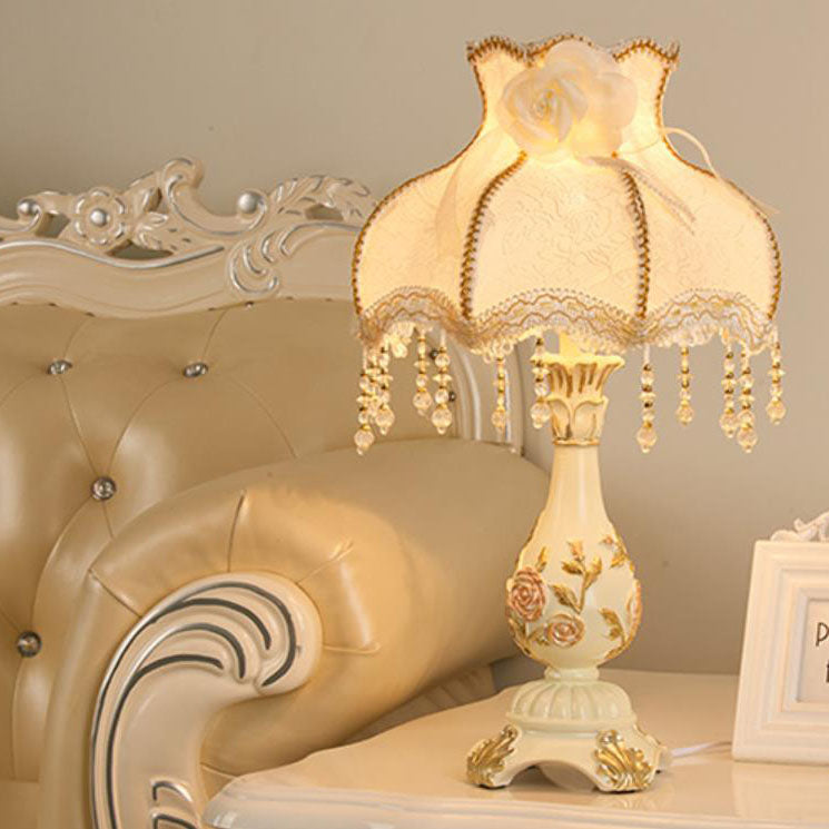 Carving Resin Fabric Alloy Table Lamp