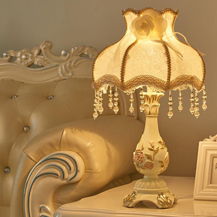 Carving Resin Fabric Alloy Table Lamp