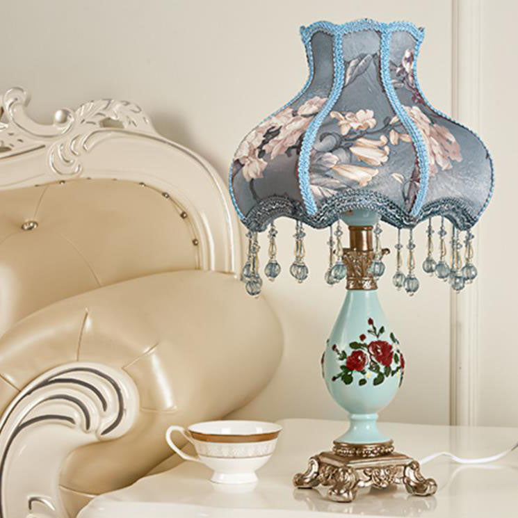 Carving Resin Fabric Alloy Table Lamp