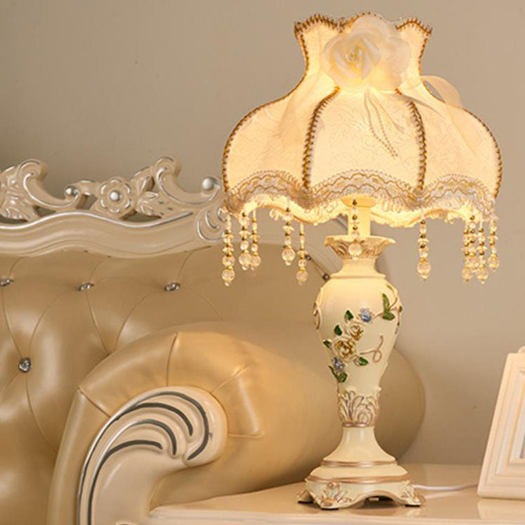 Carving Resin Fabric Alloy Table Lamp
