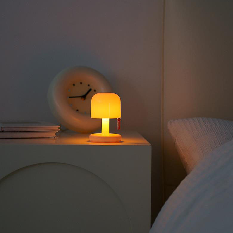 Decorative Mushroom Plastic Table Lamp