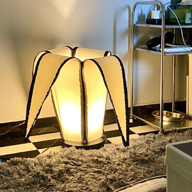Hardware Fabric Banana Bedroom Table Lamp
