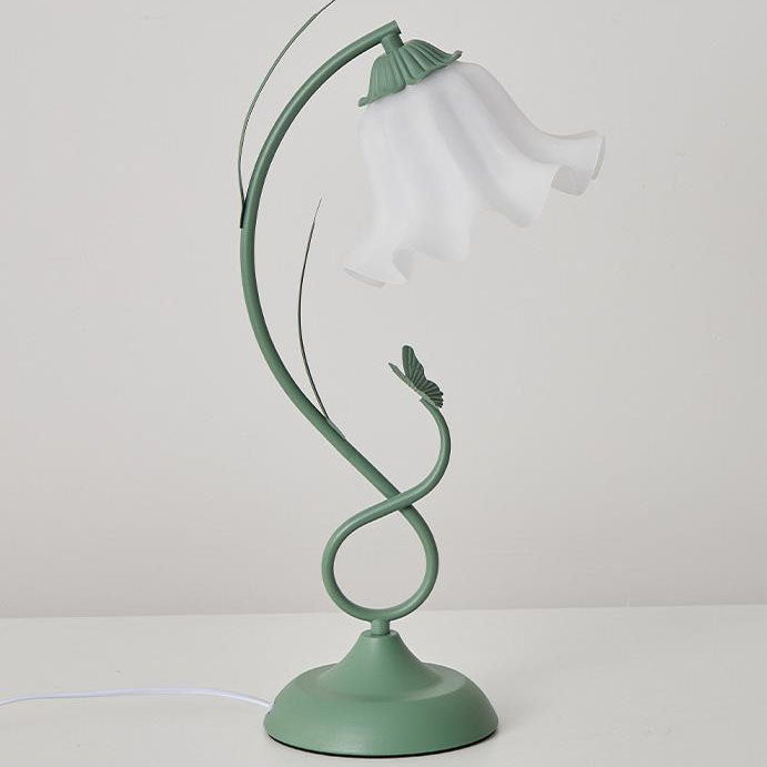 Wrought Iron Acrylic Flower Table Lamp