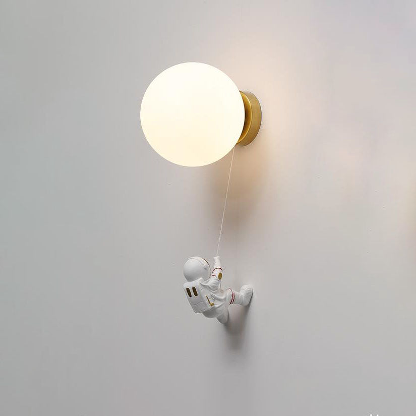 Orb Astronaut Iron Resin Wall Lamp