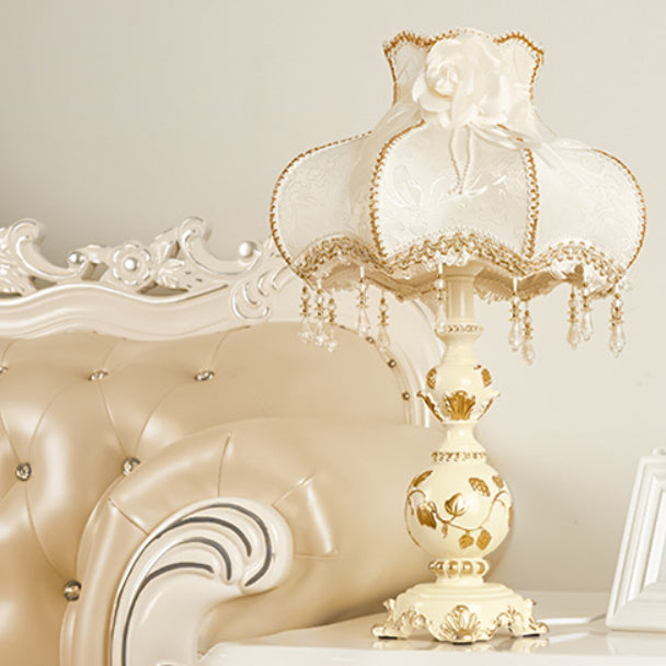 Vase Resin Fabric Bedroom Table Lamp