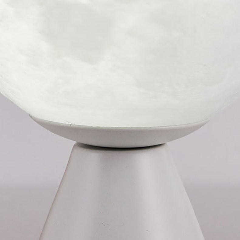 Iron PIA Conic Ball Table Lamp