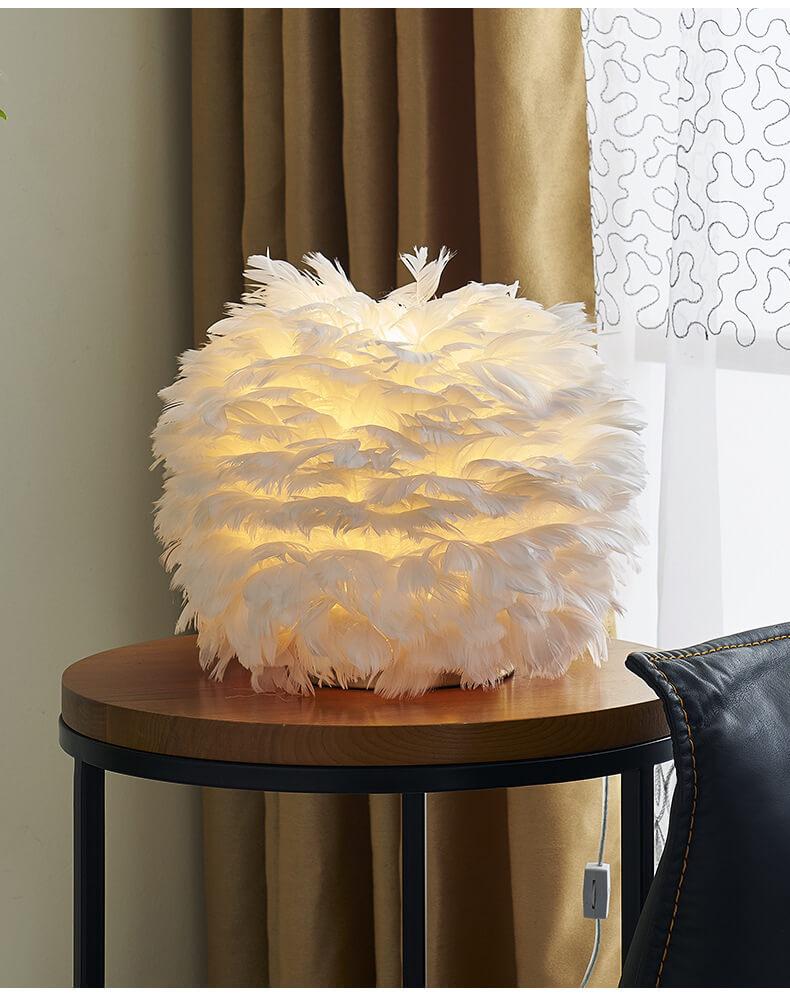 Feather Ball-Shaped Table Lamp
