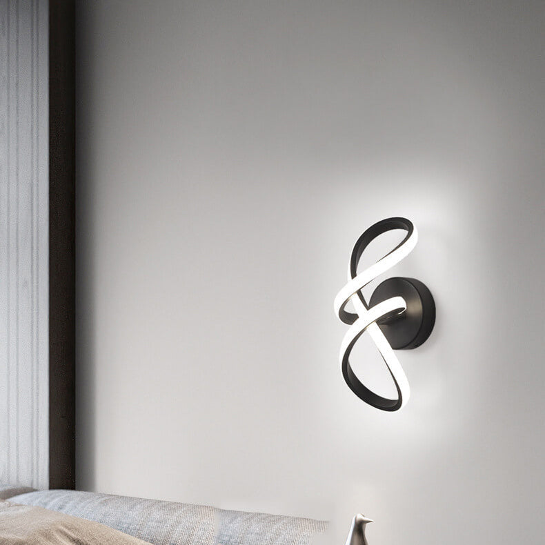 Twisted Line Shape Aluminum Wall Lamp