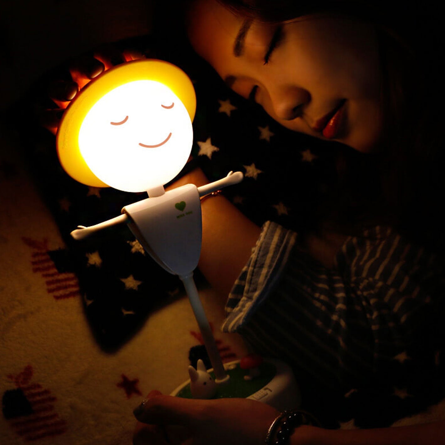 Cartoon Scarecrow Smiling Face Table Lamp