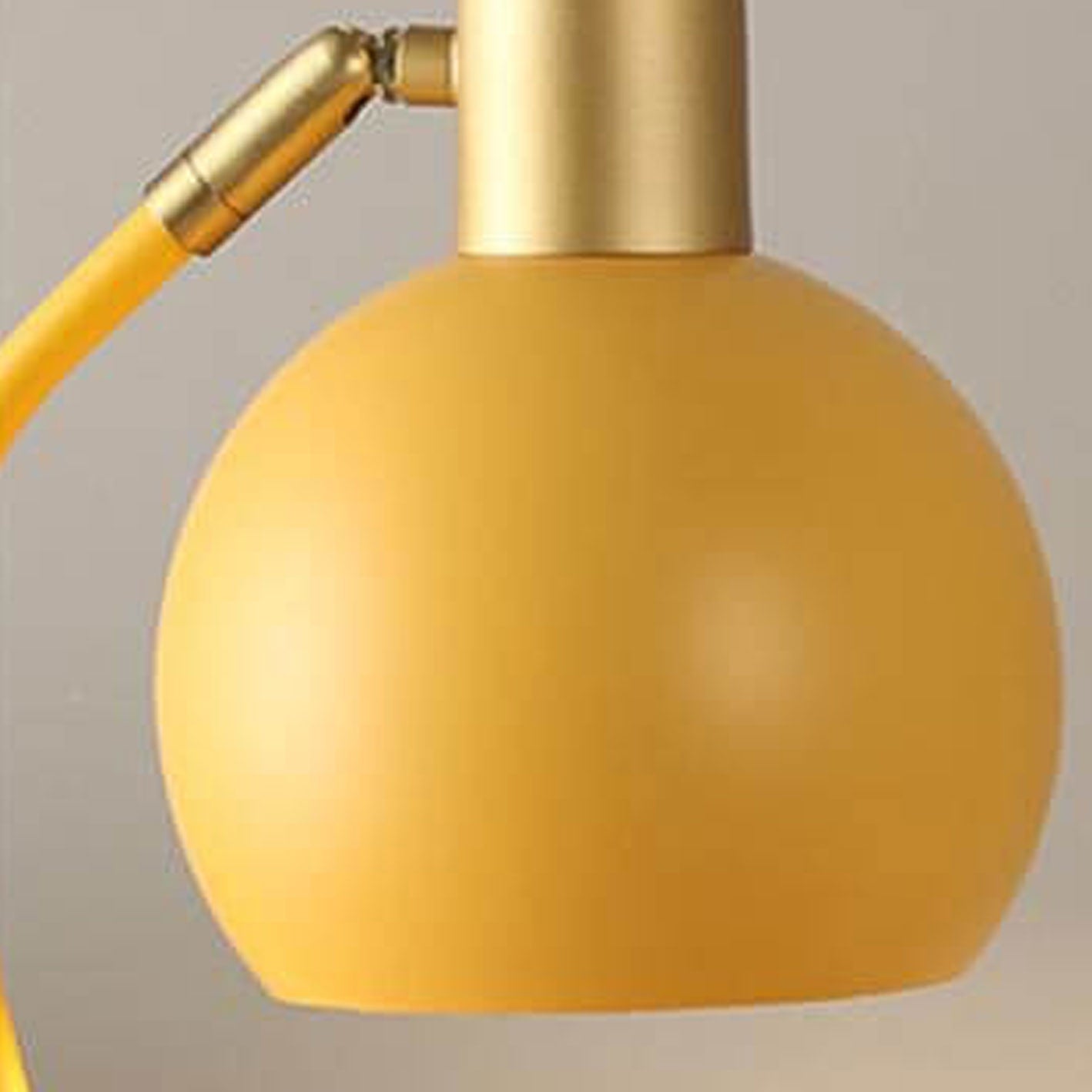 Solid Color Student Pen Table Lamp