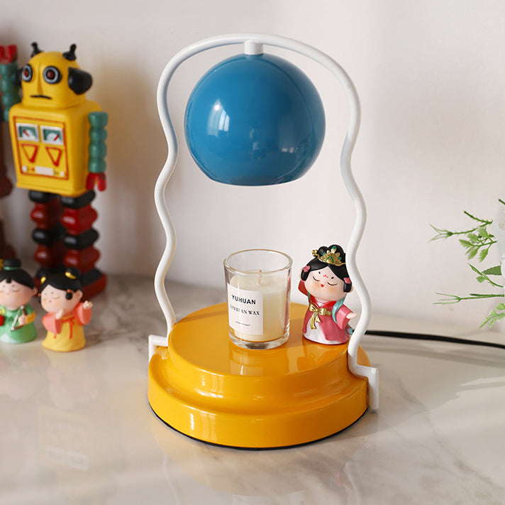 Wavy Iron Round Melting Table Lamp