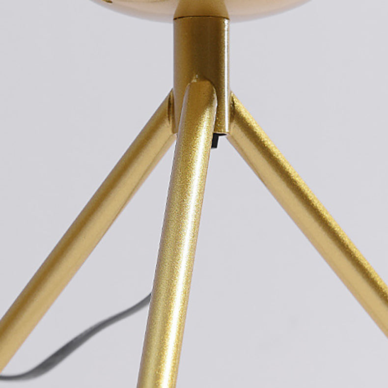 Iron Glass Ball Bracket Table Lamp