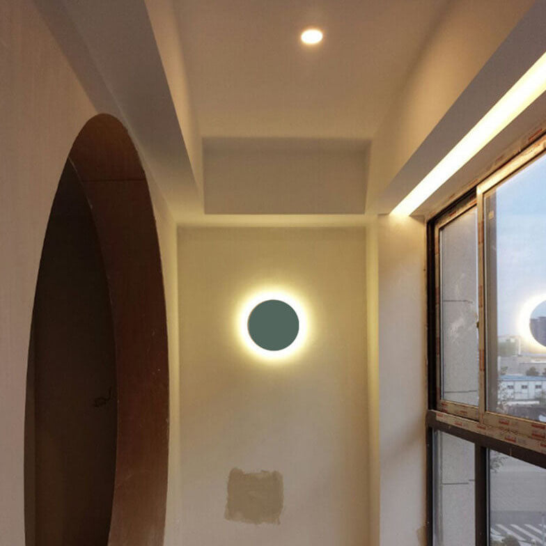 Colorful Round Iron Wall Lamp