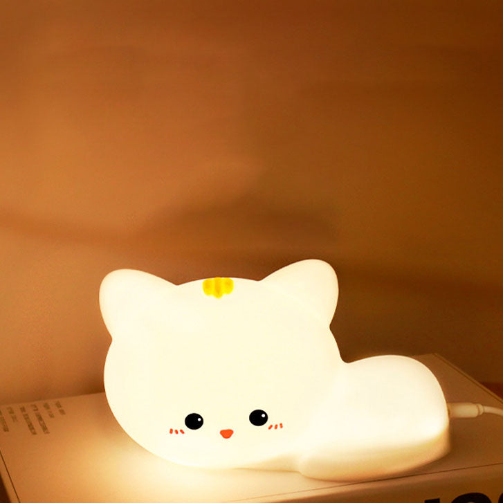 Cat Silicone Pat Remote Table Lamp