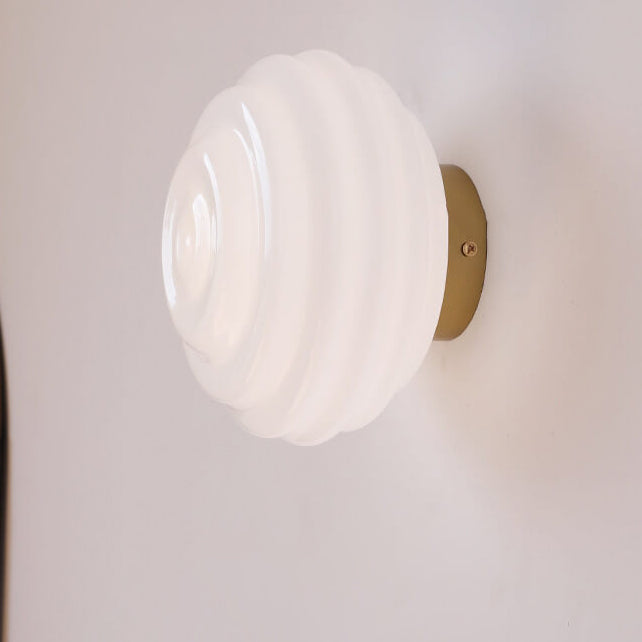Cream Wave Round Glass Wall Lamp