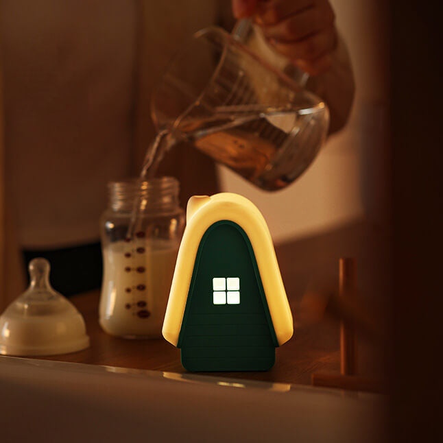 Cartoon Snow House Silicone Table Lamp