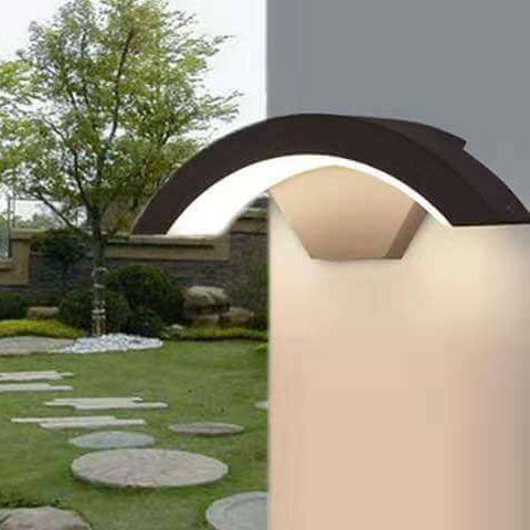 Aluminum Acrylic Curved Outdoor Light