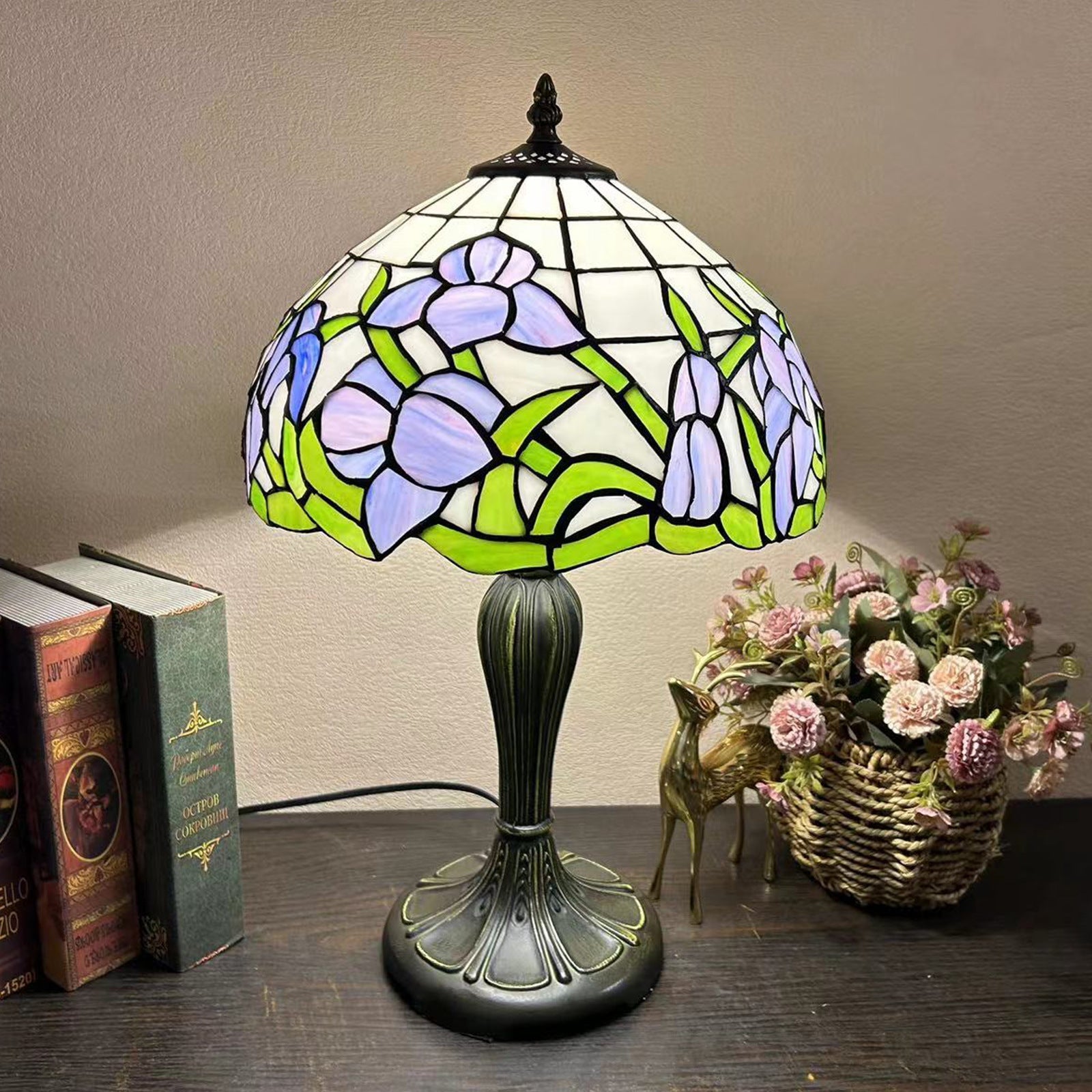 Round Dome Flower Alloy Table Lamp