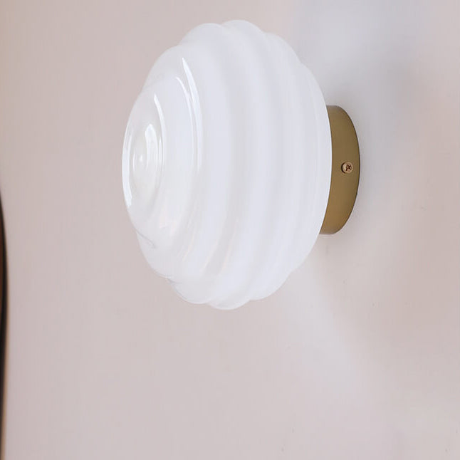 Cream Wave Round Glass Wall Lamp