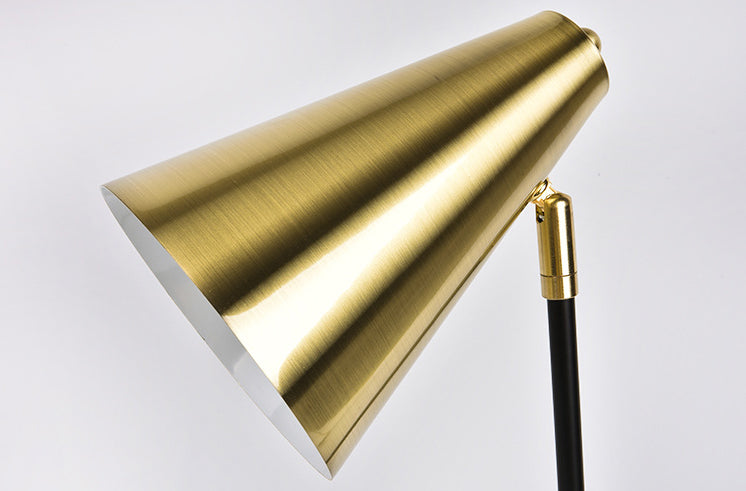 Iron Bell Triangle Table Lamp