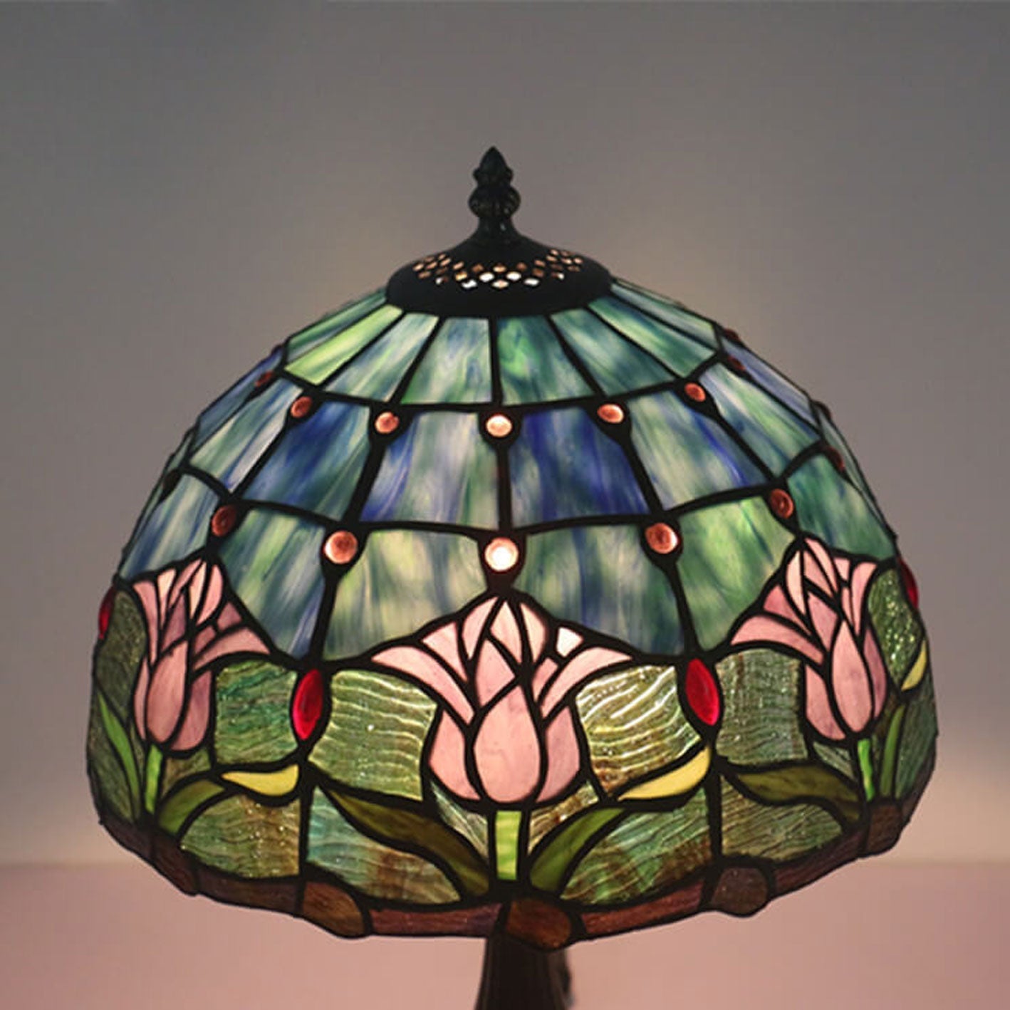 Tulip Stained Glass Dome Table Lamp