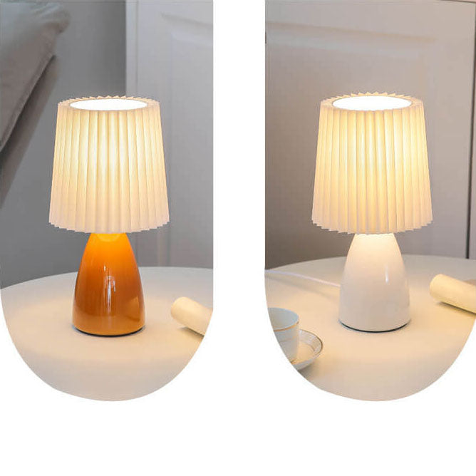 Pleated Glass Table Lamp