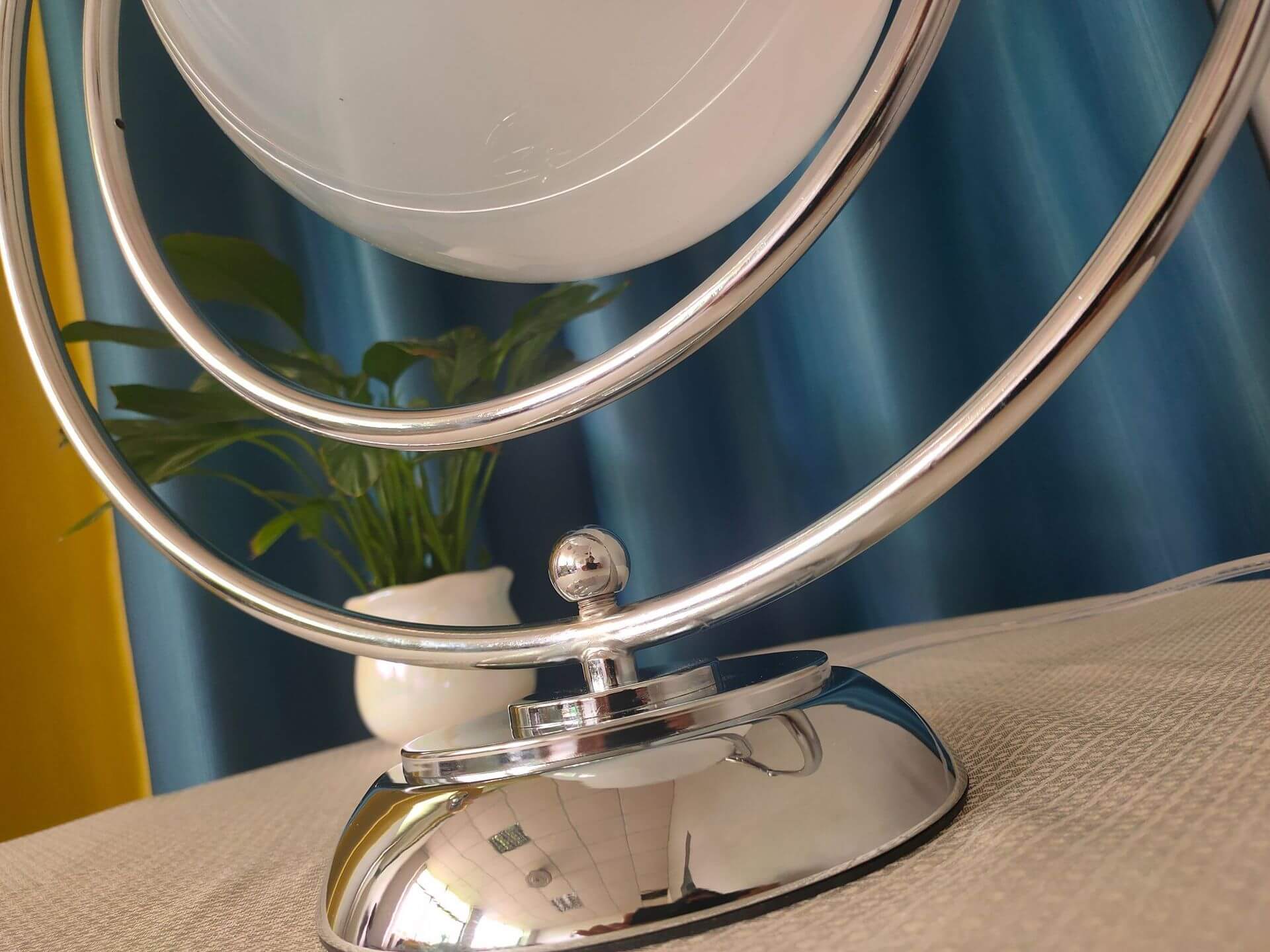 Glass Rotating Moon Table Lamp