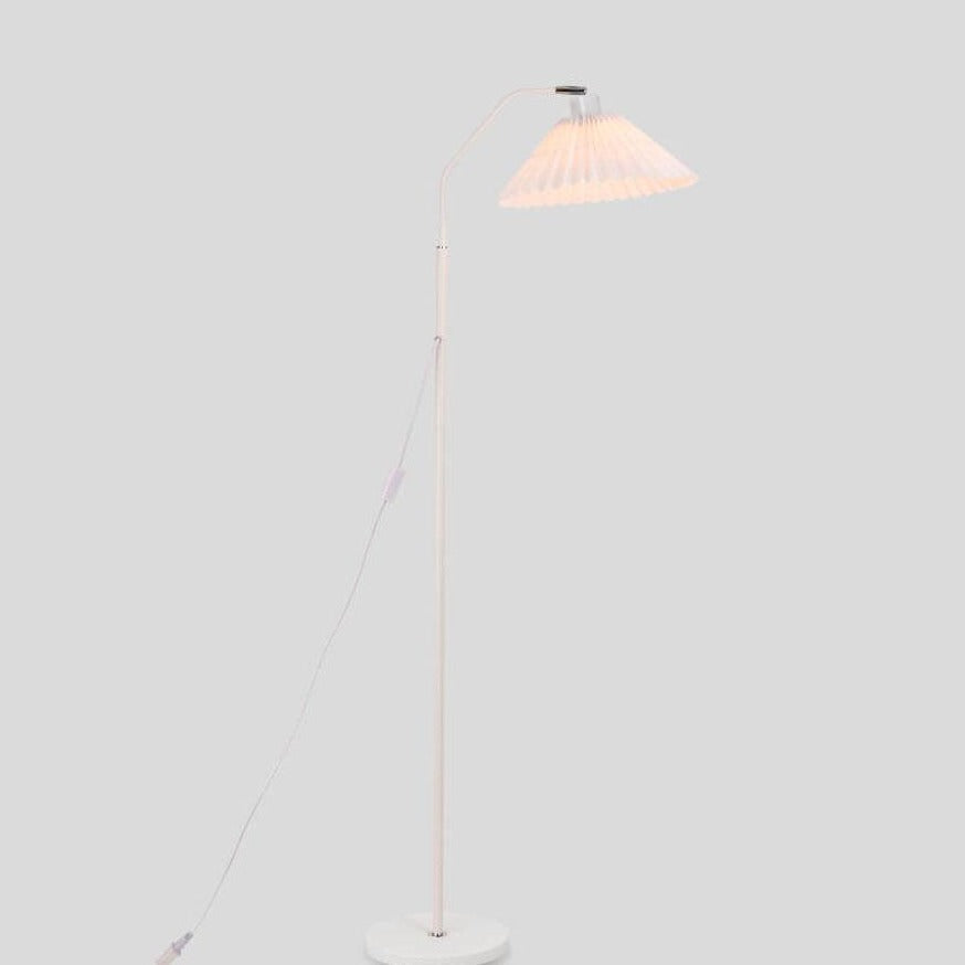 Minimalist Fabric Pleated Shade Floor Lamp