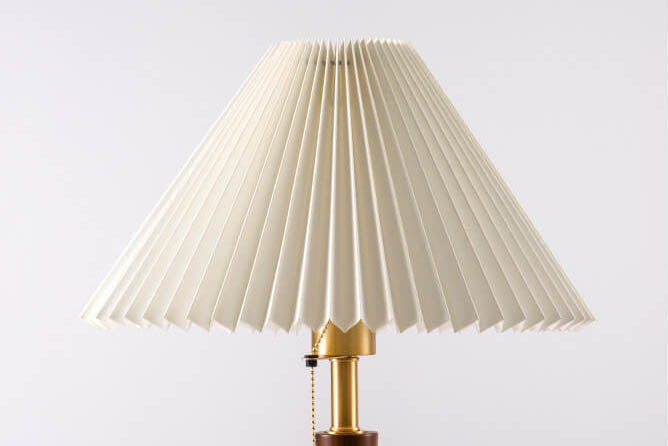 Pleated Pull Cord Switch Table Lamp