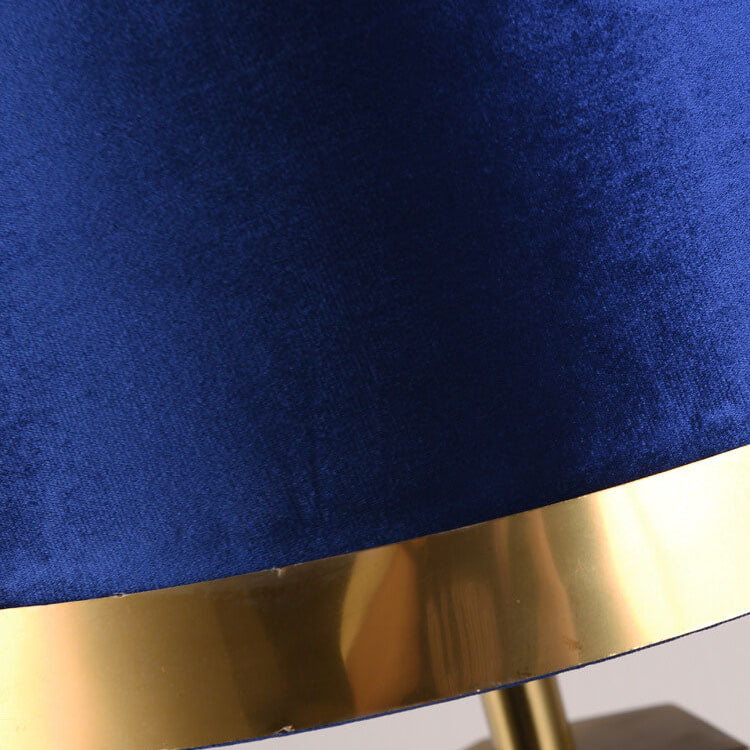 Fabric Gold Oval Ring Table Lamp