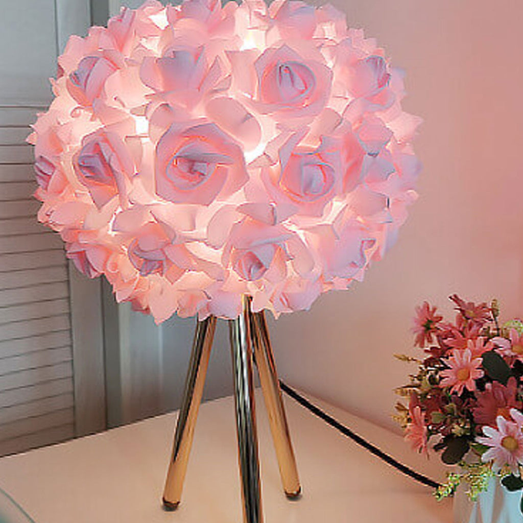 Rose Metal Table Lamp