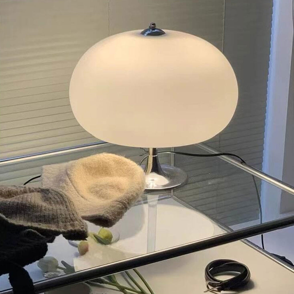 Creamy White Ball 3-Light Table Lamp