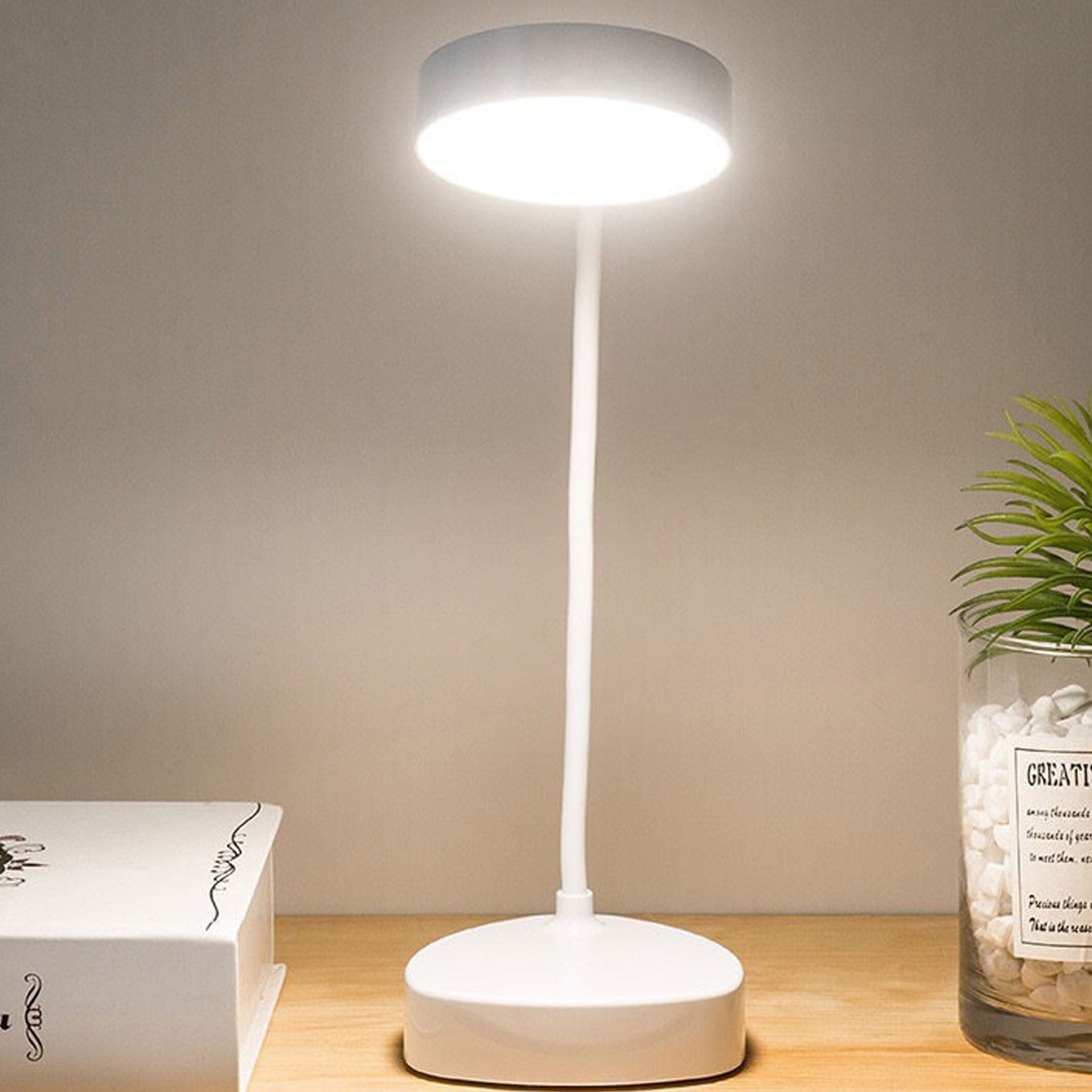 Charging Foldable Table Lamp
