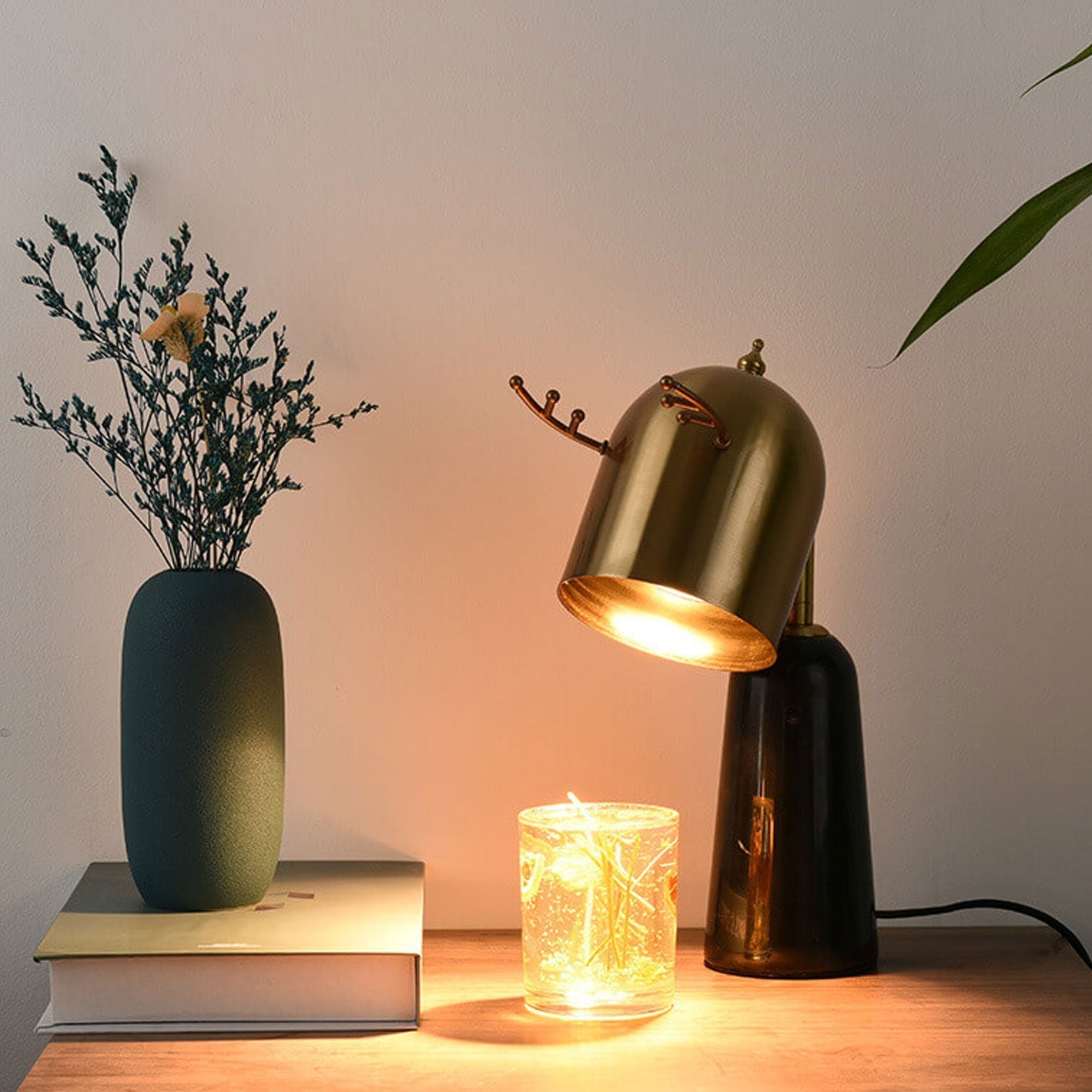 Antler Marble Aromatherapy Melting Table Lamp