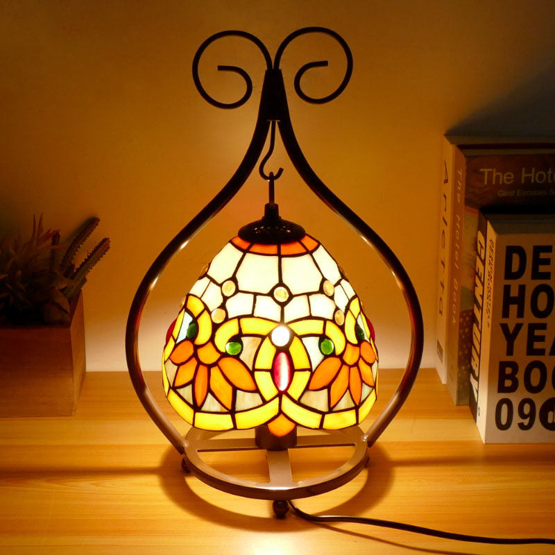Style Heart Stained Glass Table Lamp