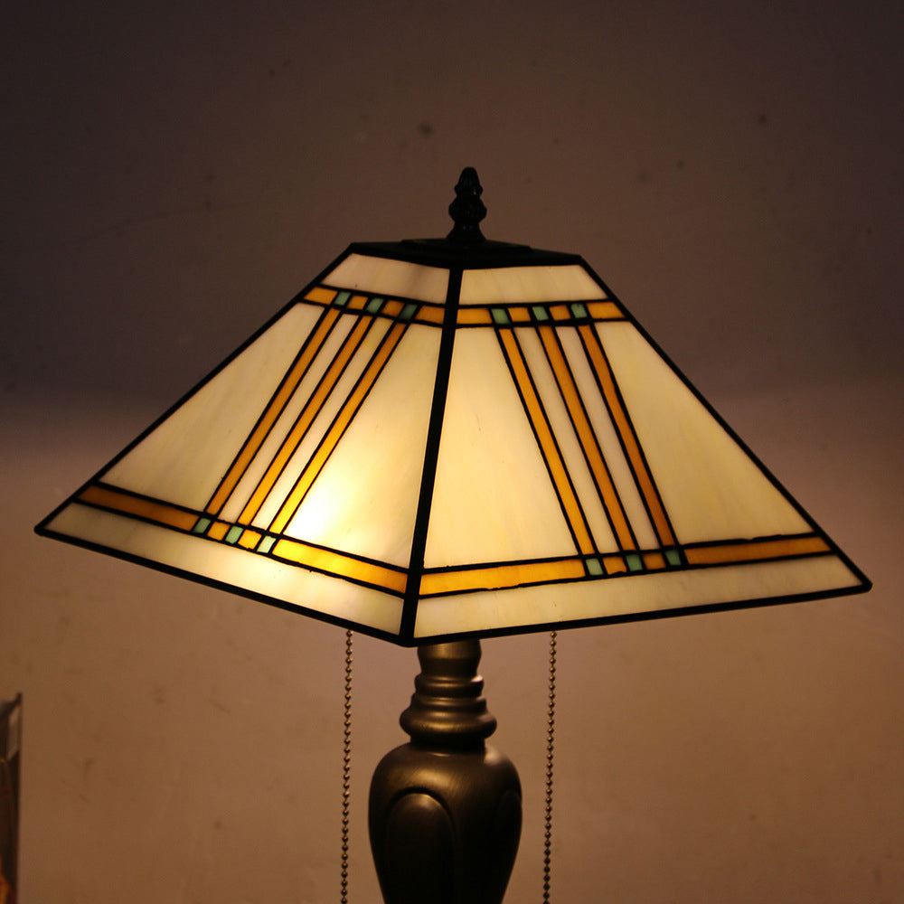 Petal Glass Resin Living Table Lamp