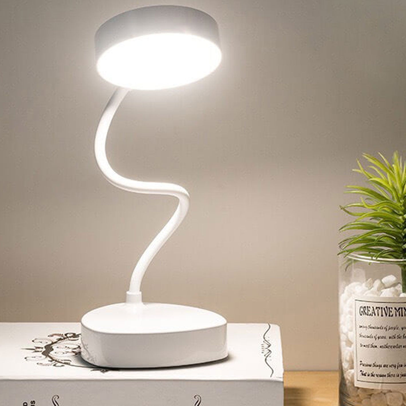 Charging Foldable Table Lamp