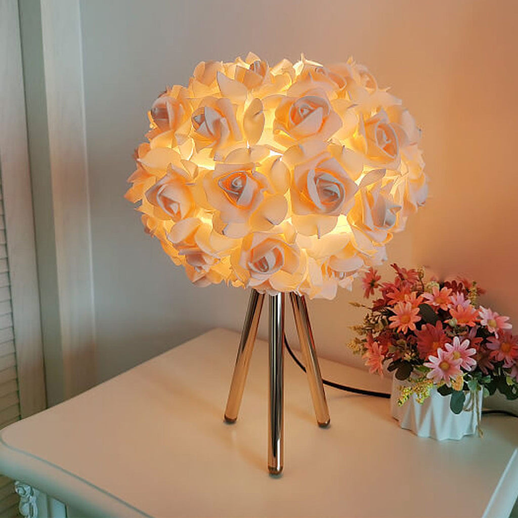 Rose Metal Table Lamp
