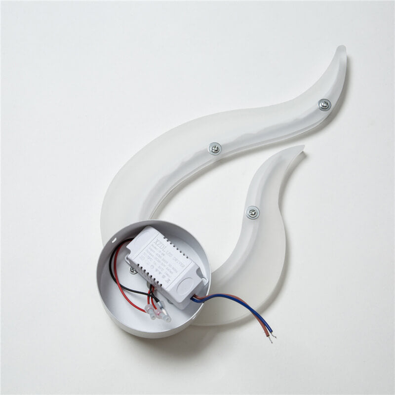 Flame Shaped Acrylic Wall Lamp