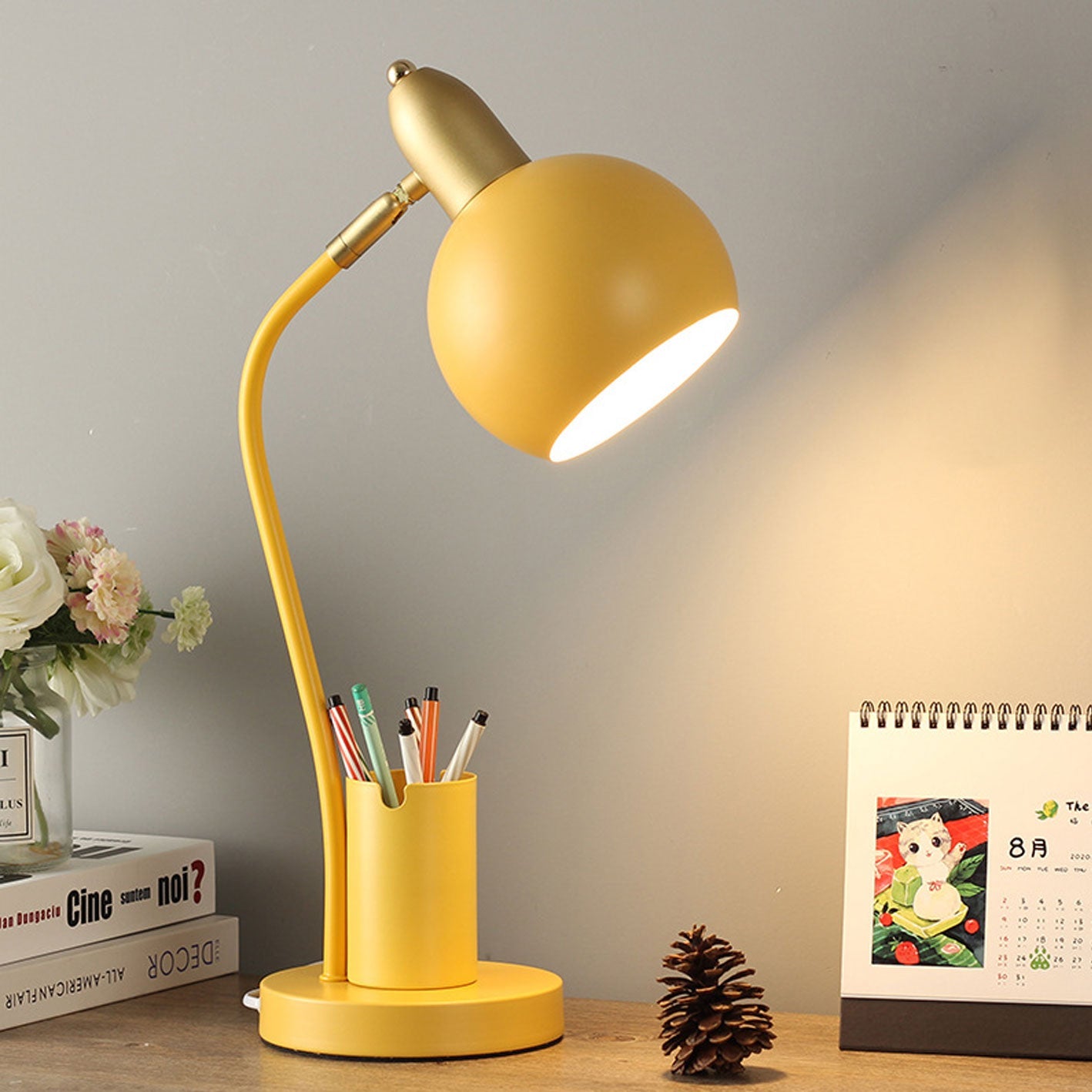 Solid Color Student Pen Table Lamp