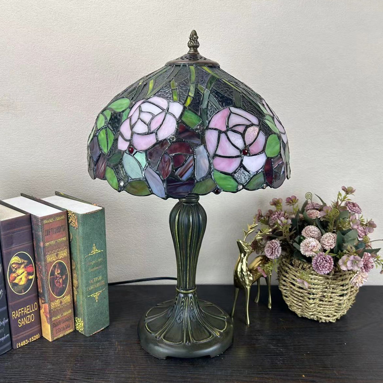 Round Dome Flower Alloy Table Lamp